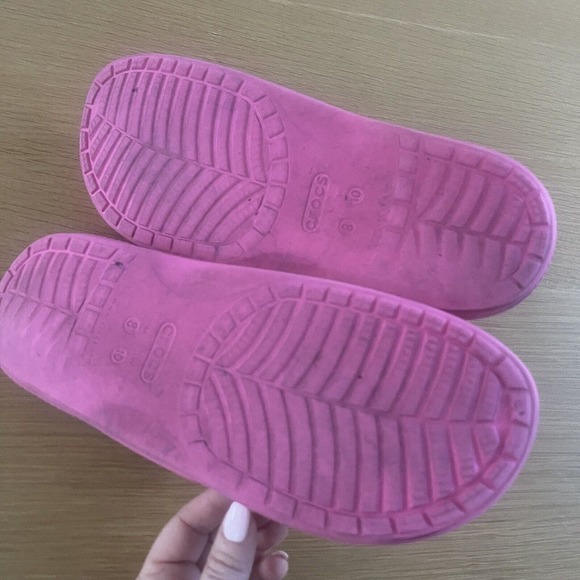 Women's Crocs Size 10 Classic Sandal Black Girl Pride BLM Charms - Picture 6 of 7